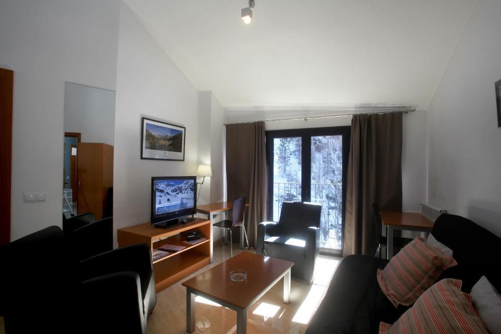 Apartaments Turistics Prat De Les Mines Ordino Esterno foto